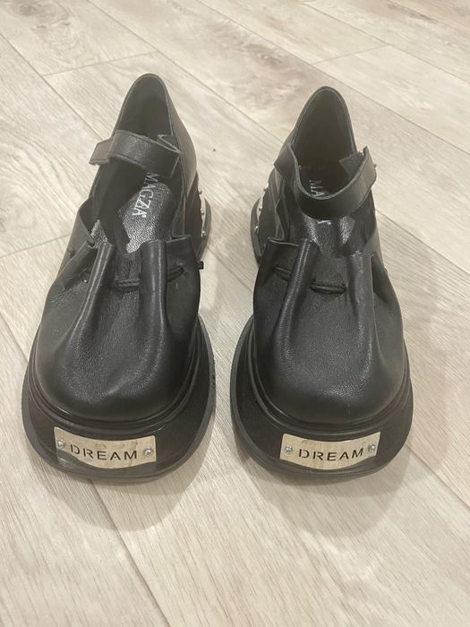 Стильные женские туфли