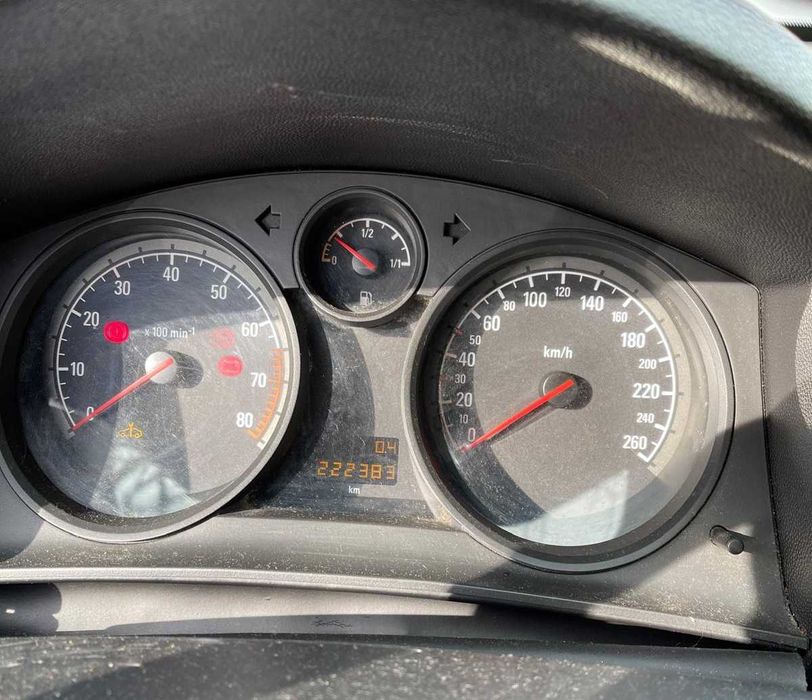 Opel Astra H an 2012, 1.6 benzina + GPL, motor ce necesita reparare