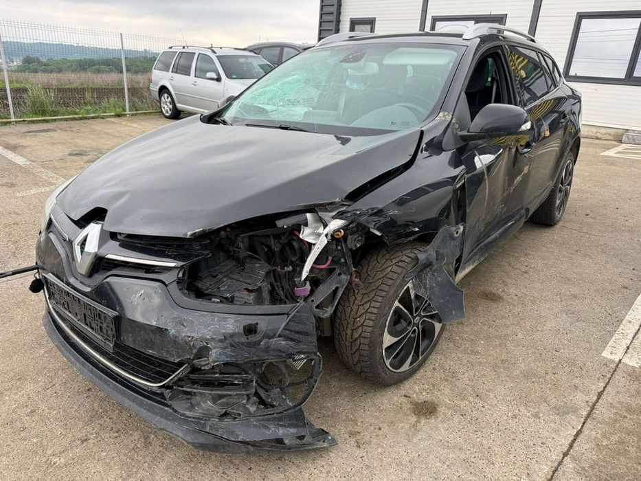 Dezmembrez Renault megane 3 facelift break negru 2014 1.6 dci R9M 402 volan stanga