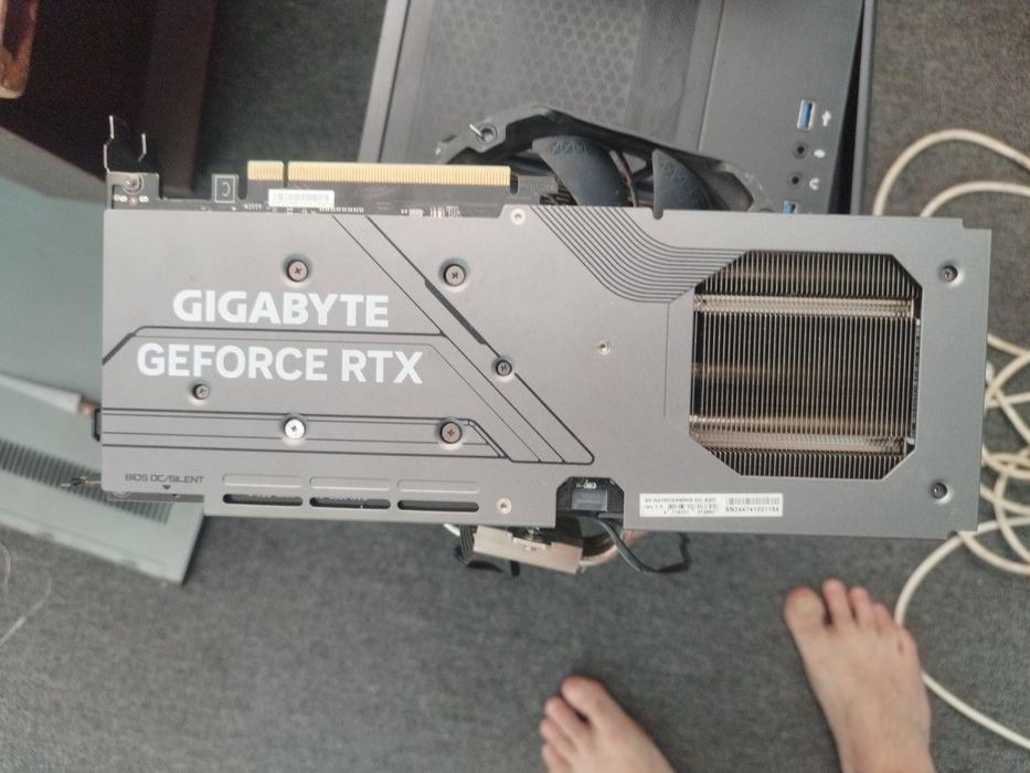 Продам видеокарту 4060