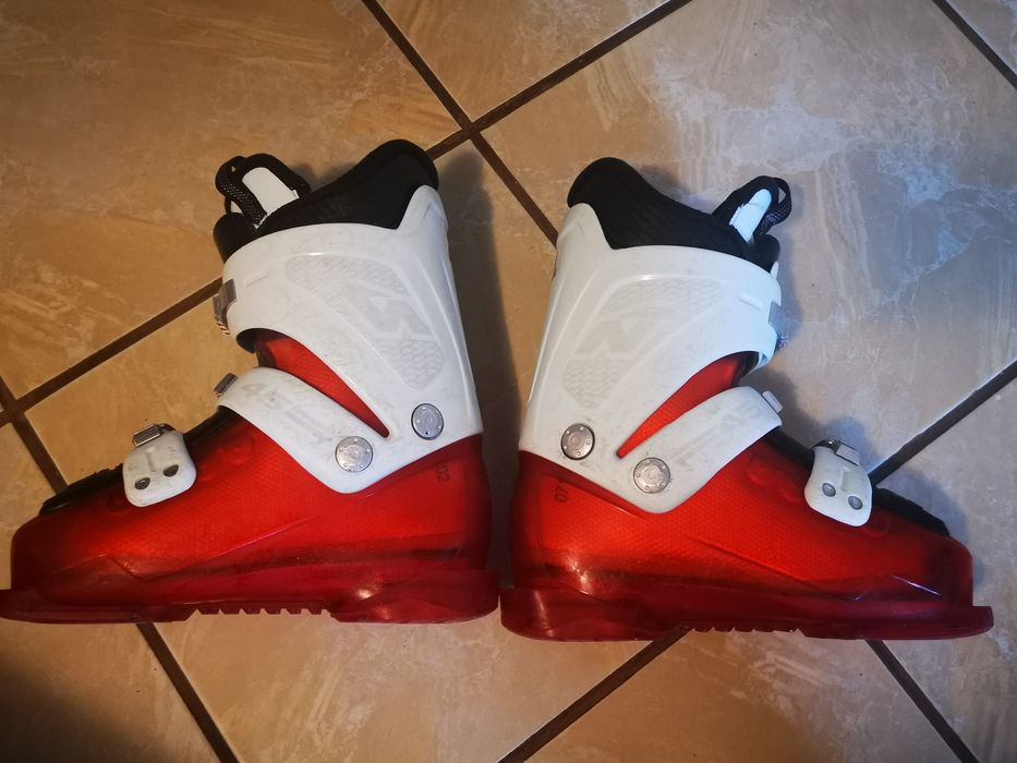 Комплект детски карвинг ски Atomic с обувки Nordica