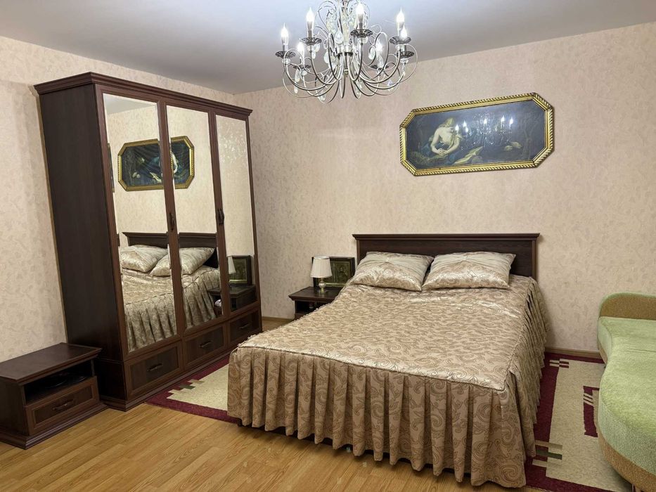 Продается свой дом дача, участок 6 соток + 1 сотка, фасад 20 метров