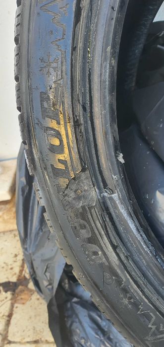 Anvelope iarna Dunlop si GoodYear