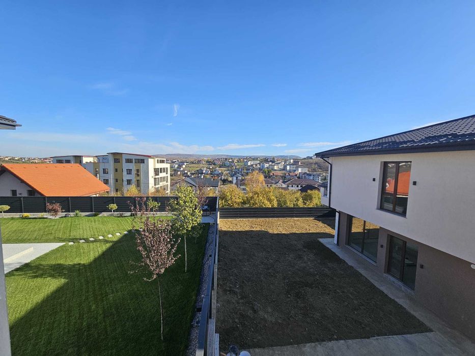 Persoana Fizica - 4camere, 3bai, 2locuri parcare, incalzire pardoseala