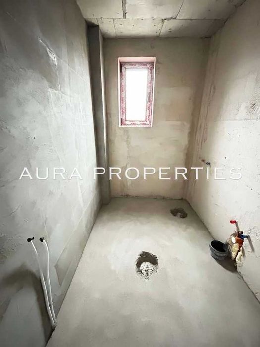 Продава се Двустаен апартамент в Разград, Център - 70 кв.м за 1203 €/кв.м - Снимка #5