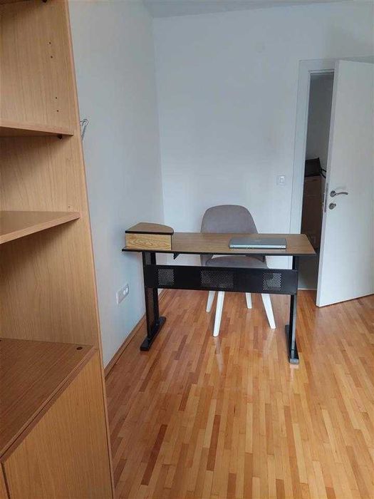 Дава се под наем Двустаен апартамент в Бургас, Славейков - 58 кв.м за 249.9 € - Снимка #6