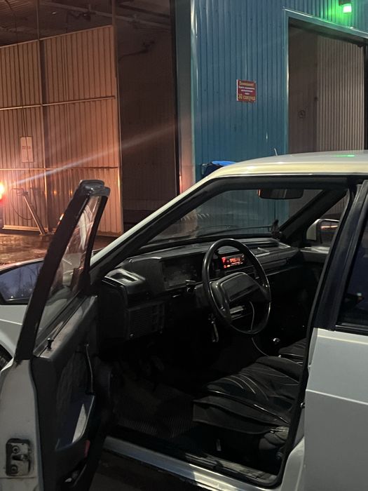 Продам ваз 21099