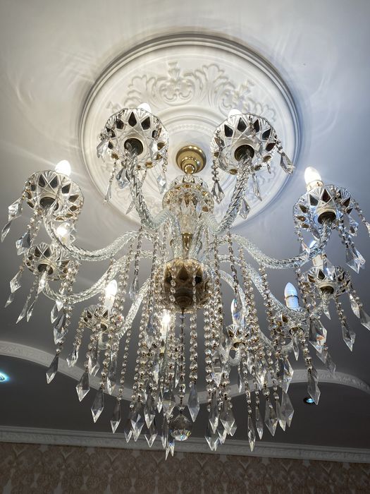 Хрустальная люстра