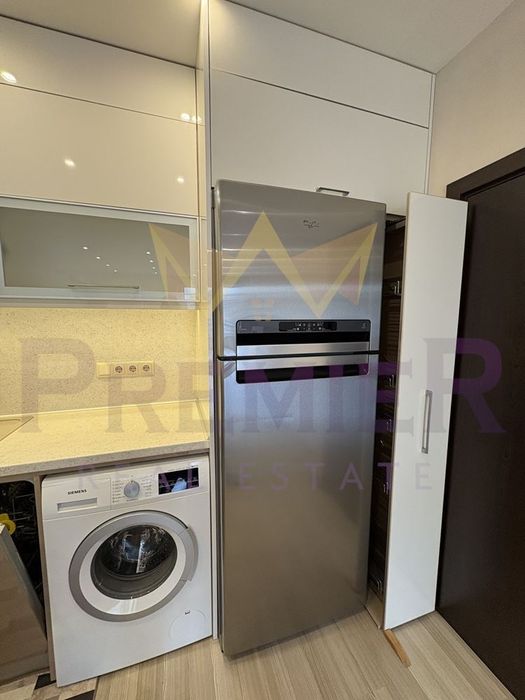 Дава се под наем Двустаен апартамент в Варна, Възраждане 1 - 110 кв.м за 600 € - Снимка #1