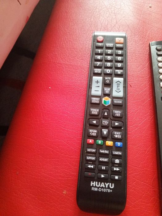 Продам пульты на телевизоры