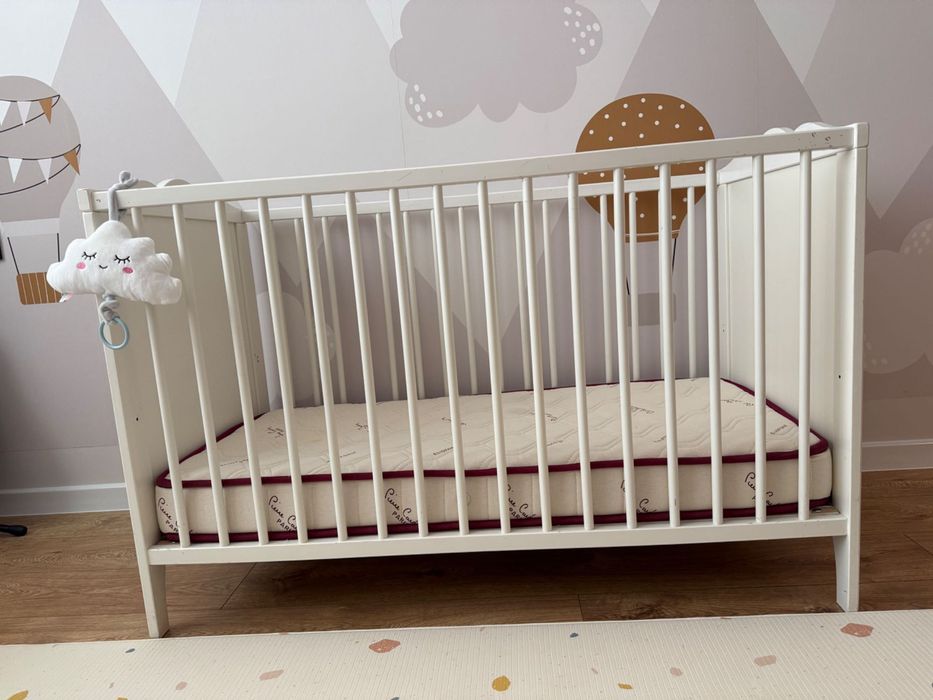 Бебешка кошара IKEA SMÅGÖRA + матрак