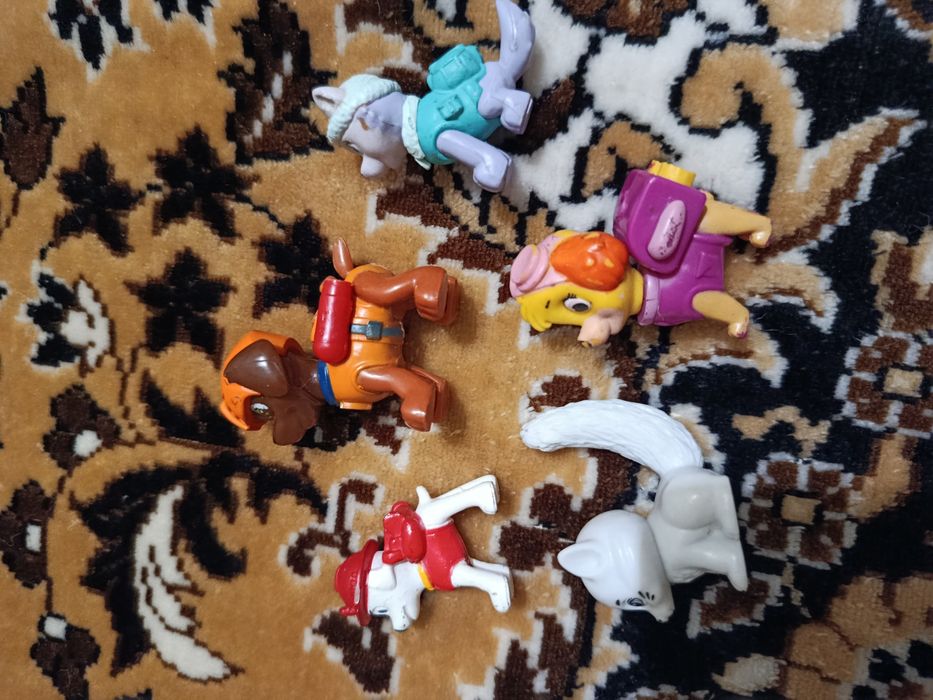 Продам игрушки за 500 тн