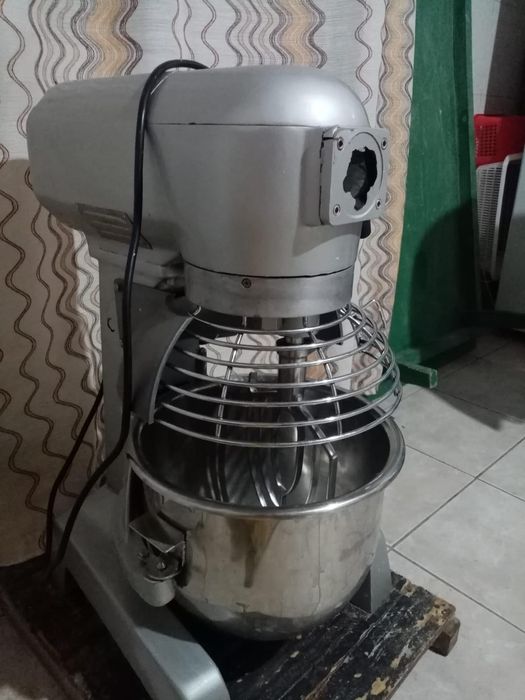 Миксер напольный б/у