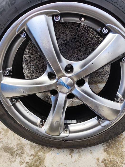 Продавам 18" оригинални лети джанти Alutec 5x114.3 (Германия) + гуми 235/45/18