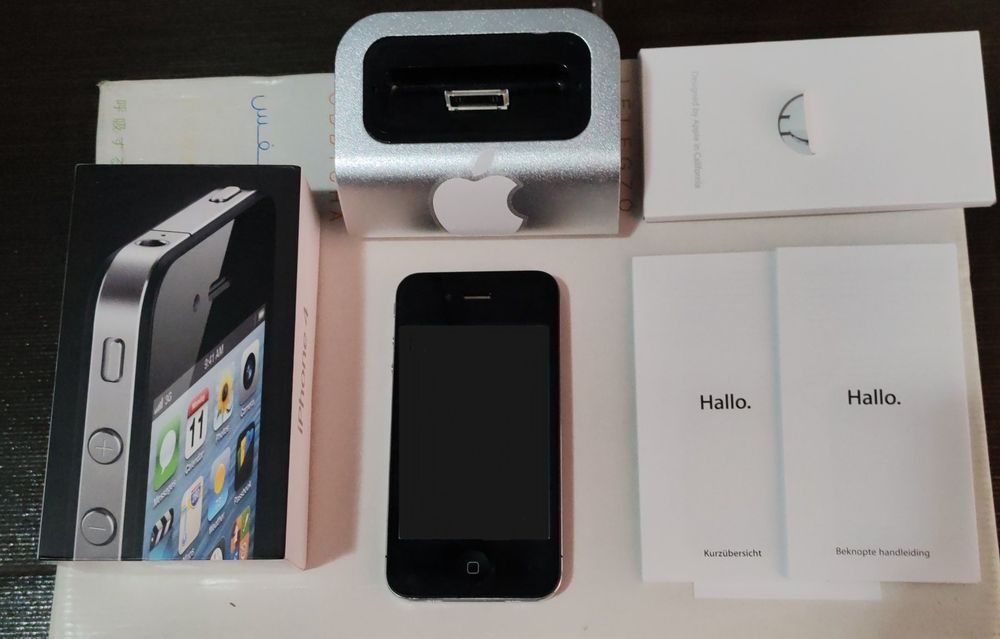 Колекционерски iPhone 4 - КАТО НОВ. (Оригинална алуминиева док станция * ПЪЛЕН КОМПЛЕКТ  Apple, Lifetime: 7h)