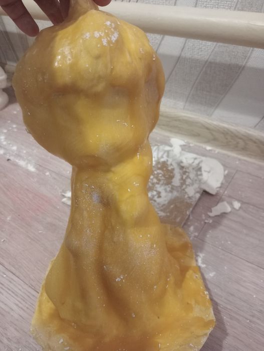 Продам  кашпо формы две штук