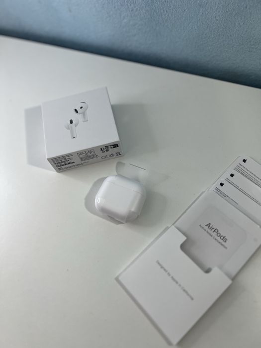 Vand AirPods 4 sigilat