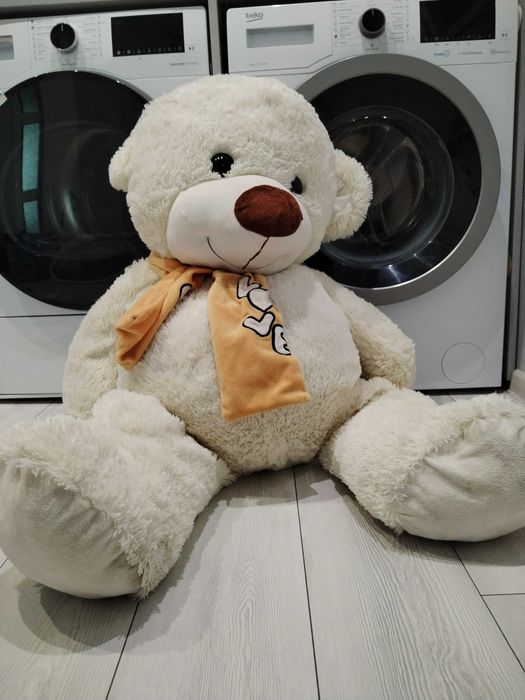 Плюшена играчка- мечка