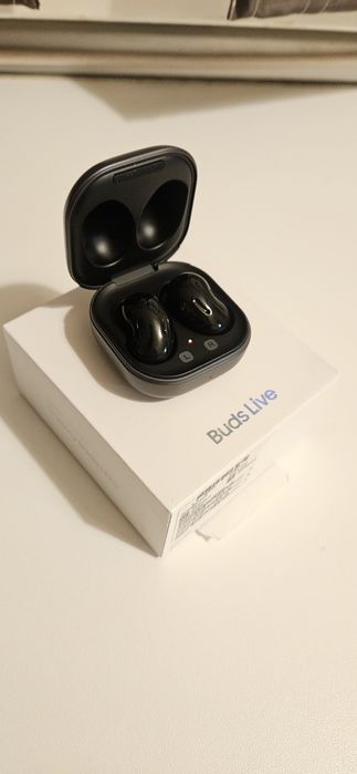 Samsung buds live