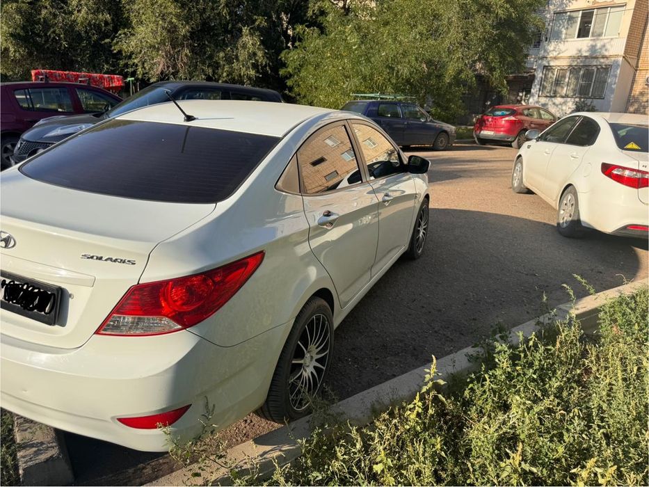 Легковой автомобиль