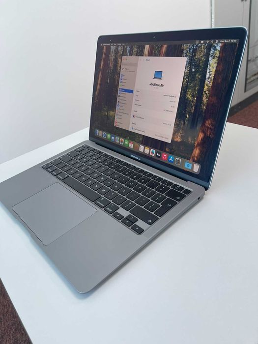 Лаптоп Apple MacBook Air M1 13" 256GB