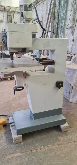 Freza lemn verticala