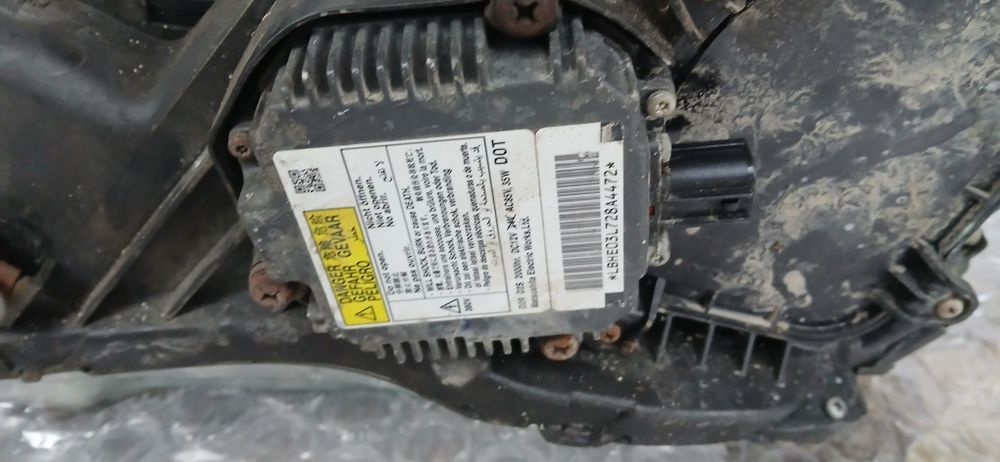 Honda CR-V  - оригинални фарове Xenon