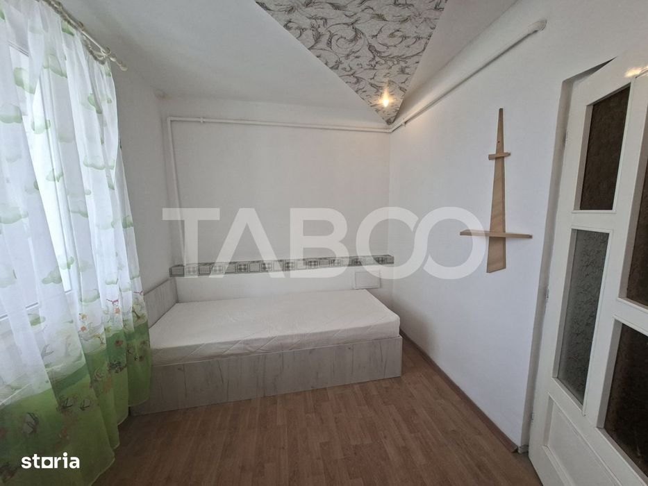 Apartament de vanzare cu 3 camere si balcon Mihai Viteazul lift