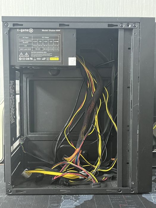 Корпус с Блок Питанием