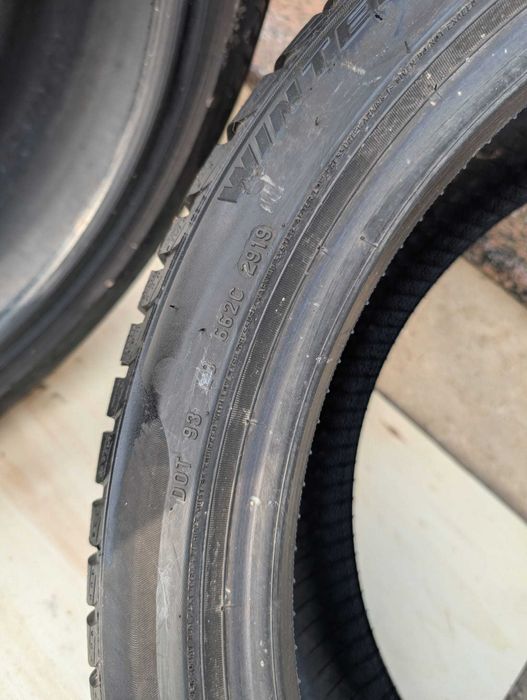 2 cauciucuri anvelope iarna Pirelli Sottozero 3 RFT 225 45 R19 98v