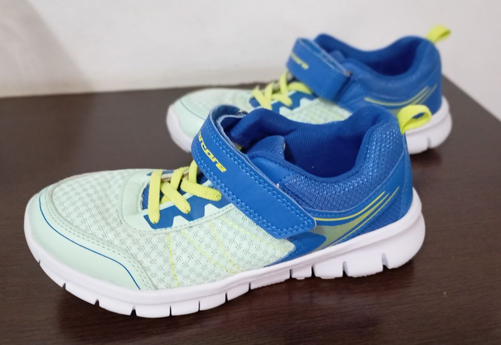 Adidași măsura 35