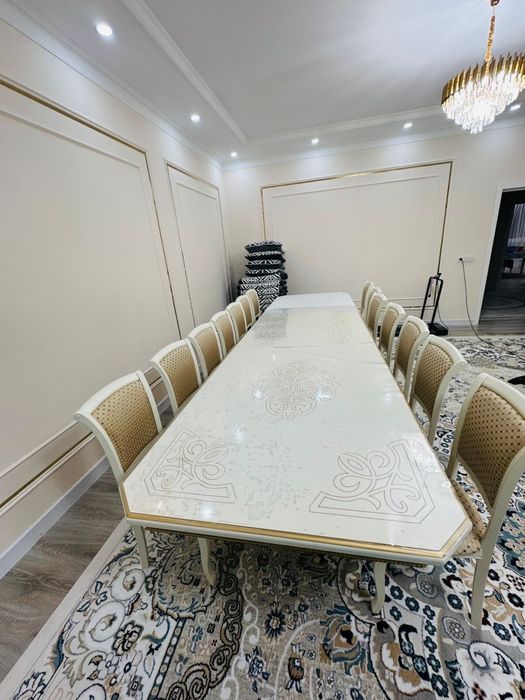 Стол 3м+1м и 14 стульев