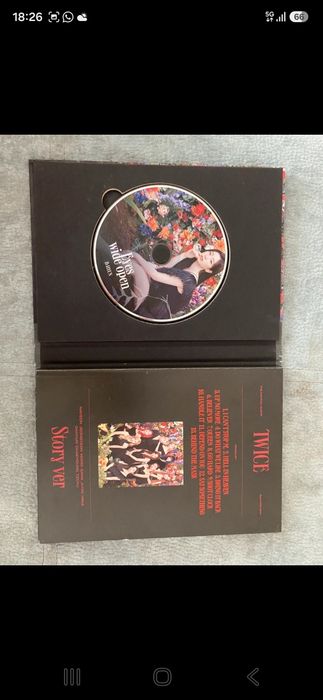 Album k-pop Twice,"Eyes Wide Open",Story Version,ca si nou