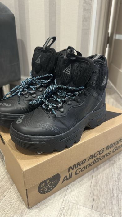 НОВЫЕ  ботинки Nike