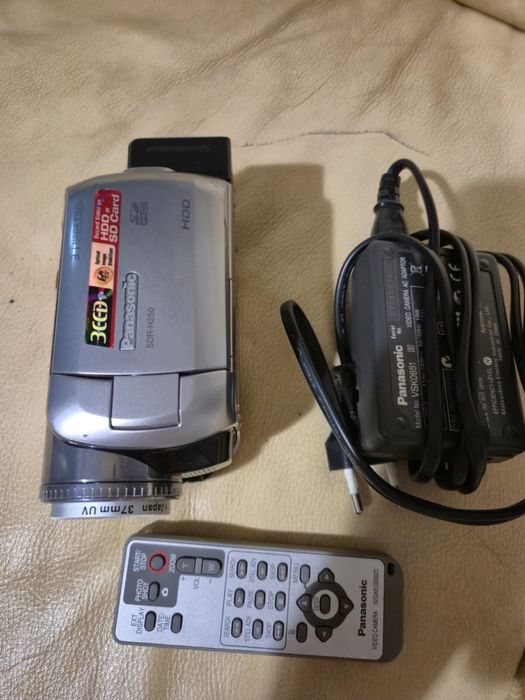 Видеокамера Panasonic SDR-H250