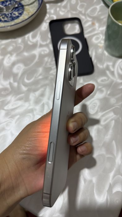 Iphone 16 pro max белый