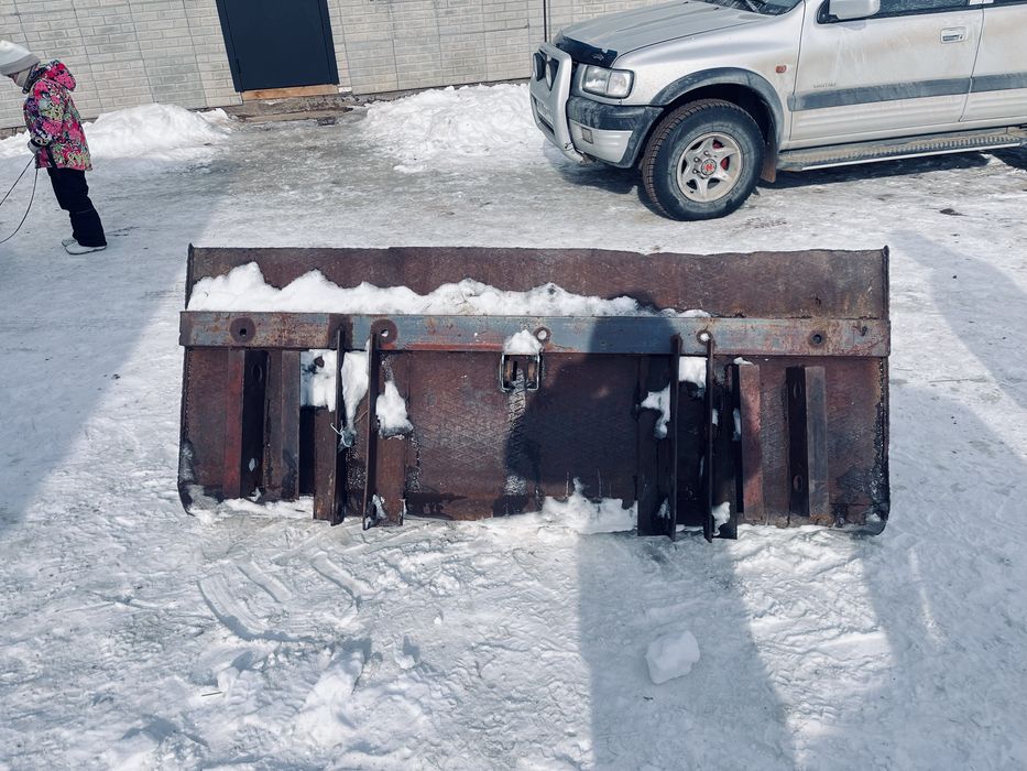 Продам лопату на трактор