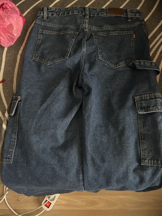Продам новые джинсы 29р