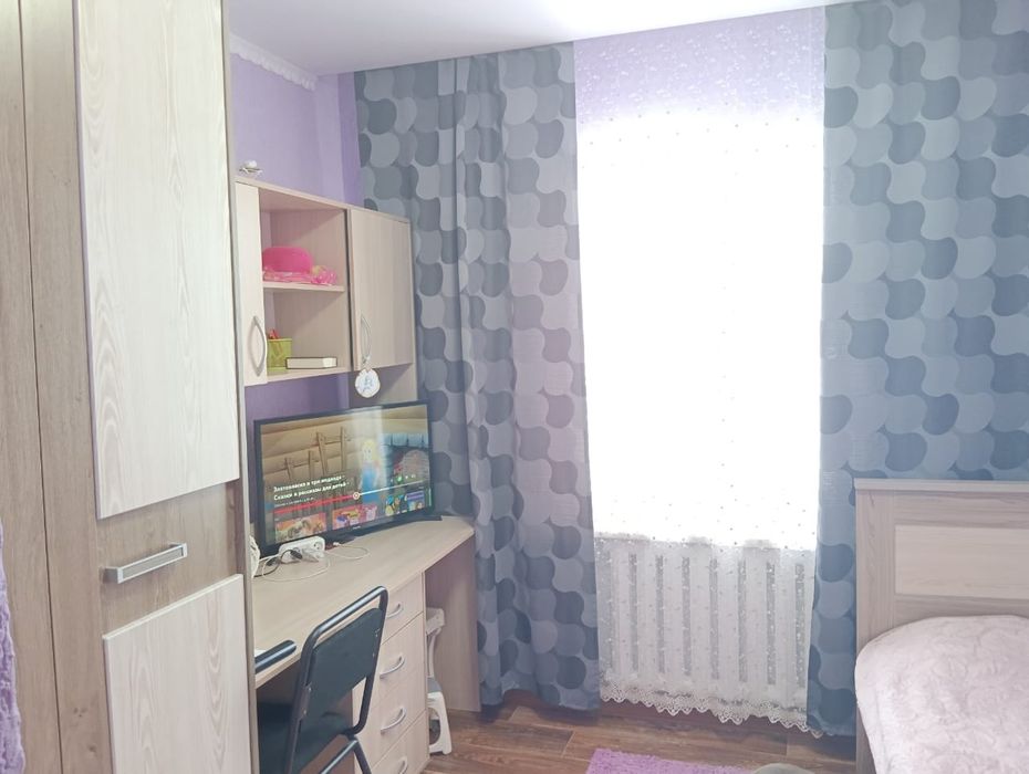 Продам 4-х комнатный дом,Топар