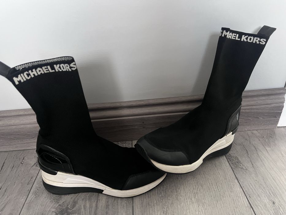 Боти Michael Kors