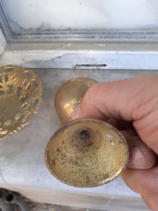 Бронзова фруктиера и месингово съдче за течност