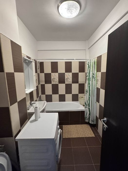 Studiou de inchiriat cu parcare privată, compus universitar, Constanța