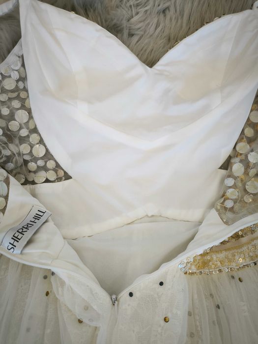 Бална рокля SHERRI HILL