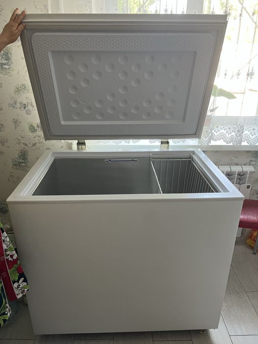 Ларь(морозильная камера)