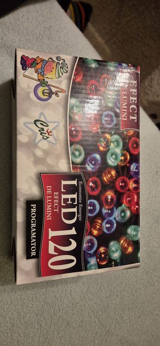 Instalatie luminoasa 120 led-uri