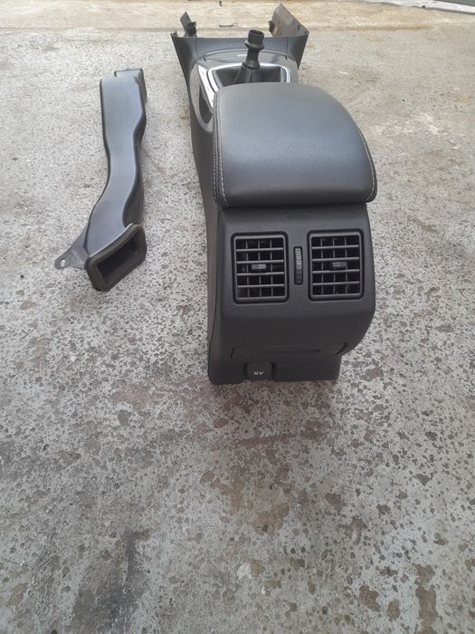 Cotiera Consola Centrală Tunel Central Grile Aer Renault Laguna lll 3