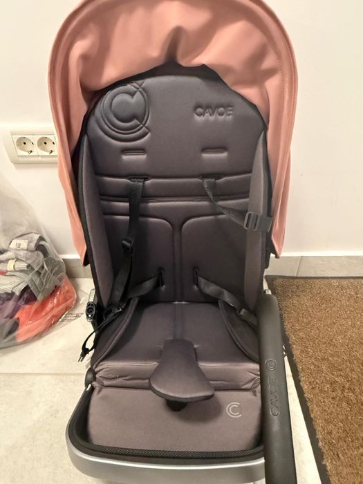 Căruț Cavoe pliabil potrivit de la 6 luni compatibil cu scoici Cybex