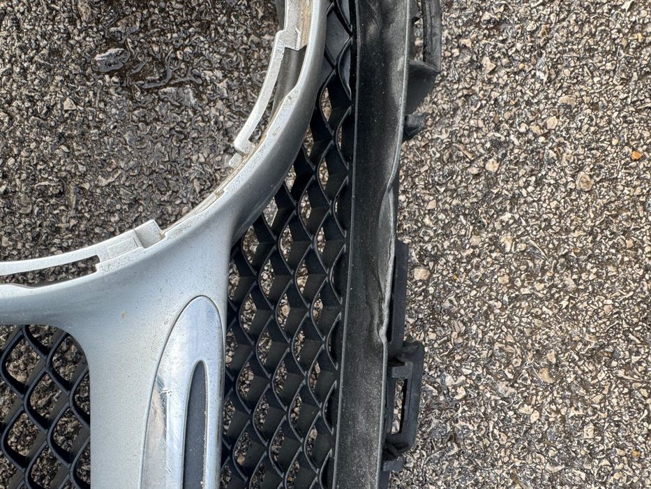 Решетка за Mercedes W213 E220