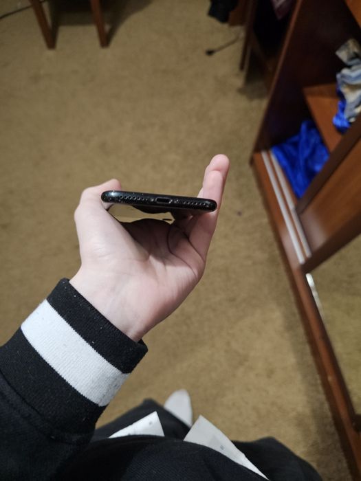 Iphone se 2020 обмен продажа