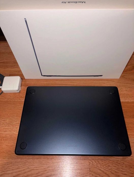 Макбук М2 16/256